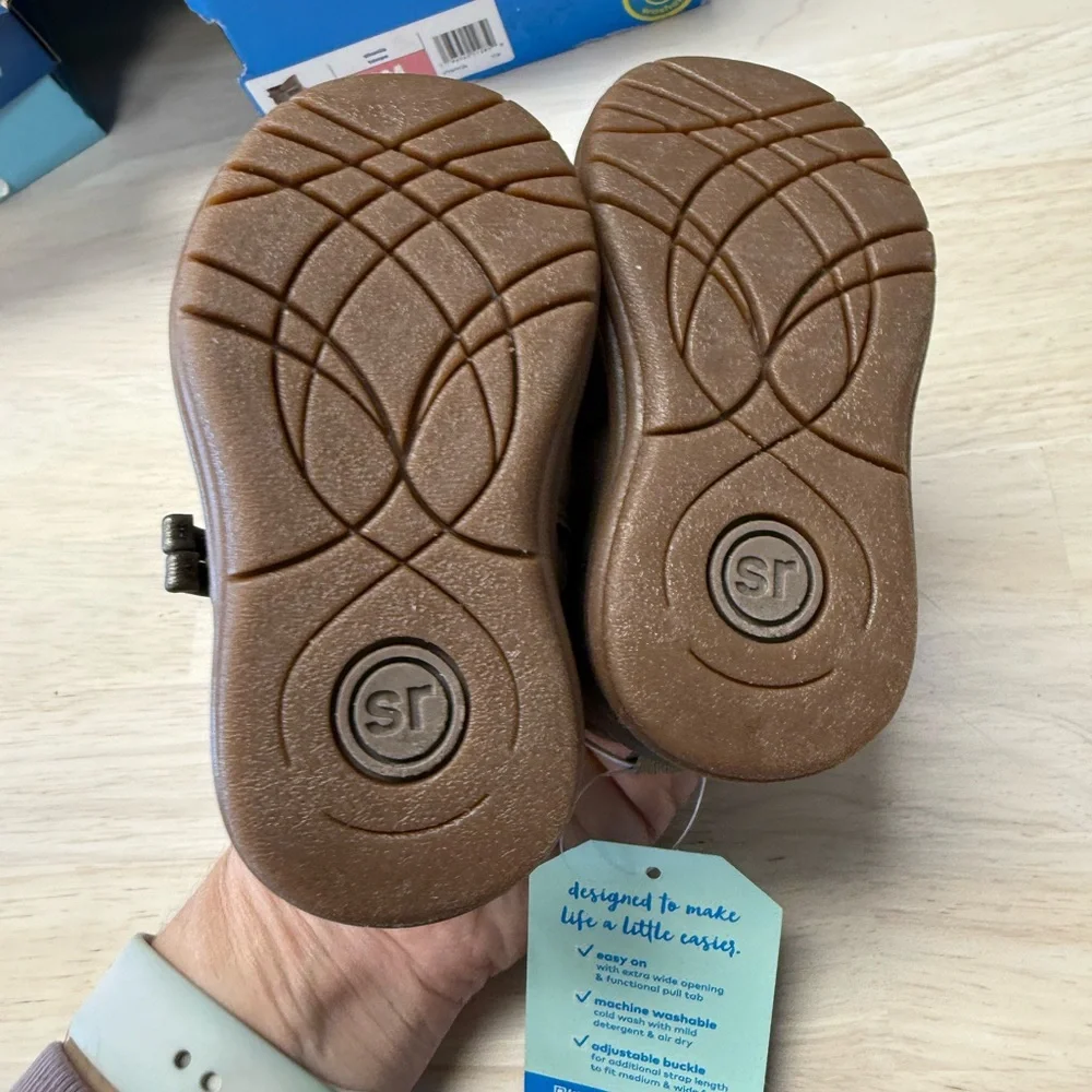 New! Stride Rite Shania taupe boots